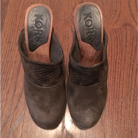 KORS by Michael Kors Nubuck Platform Wedge Clogs sz 6 - Picture 9 of 9